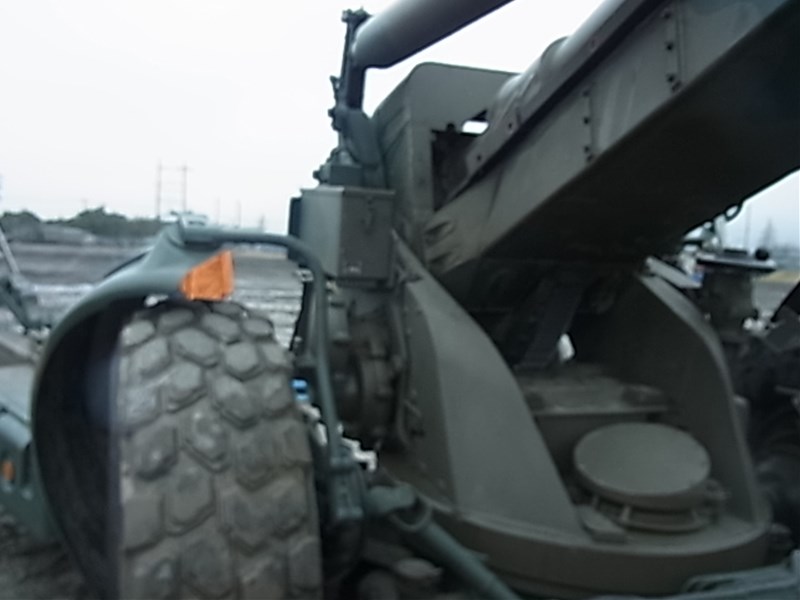 155mm榴弾砲3t.JPG