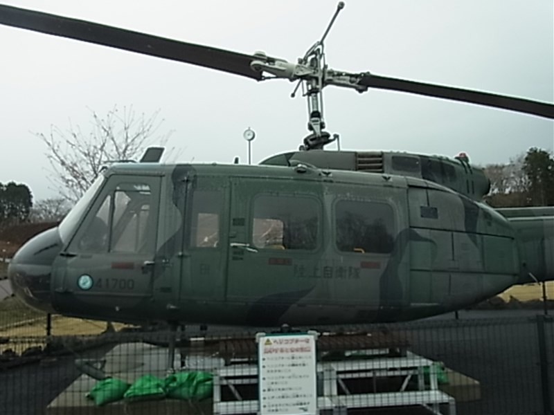 多用途ヘリUH-1H_1t.JPG